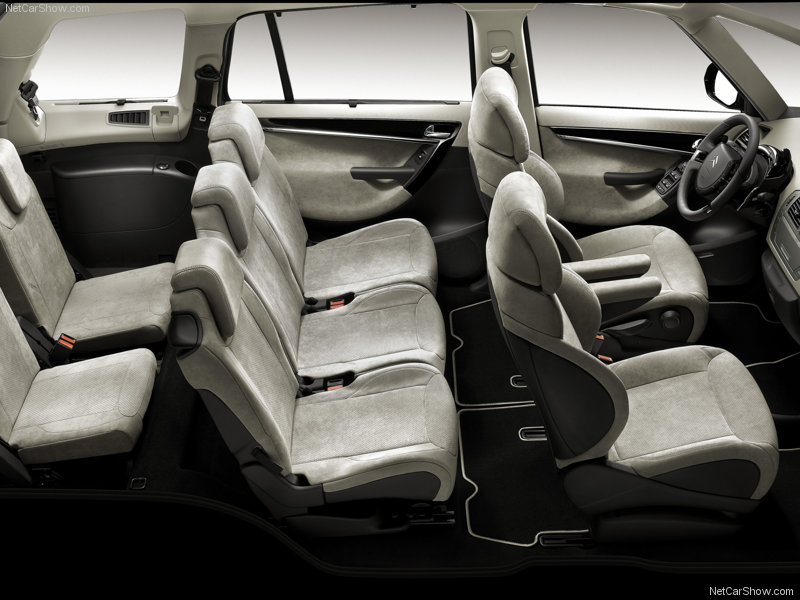 Citroen Grand C4 Picasso Interior. with all seats in place you still have 