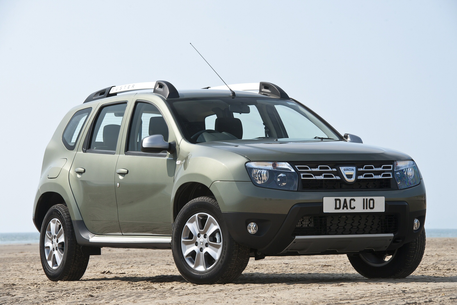 2014 Dacia Duster Front View