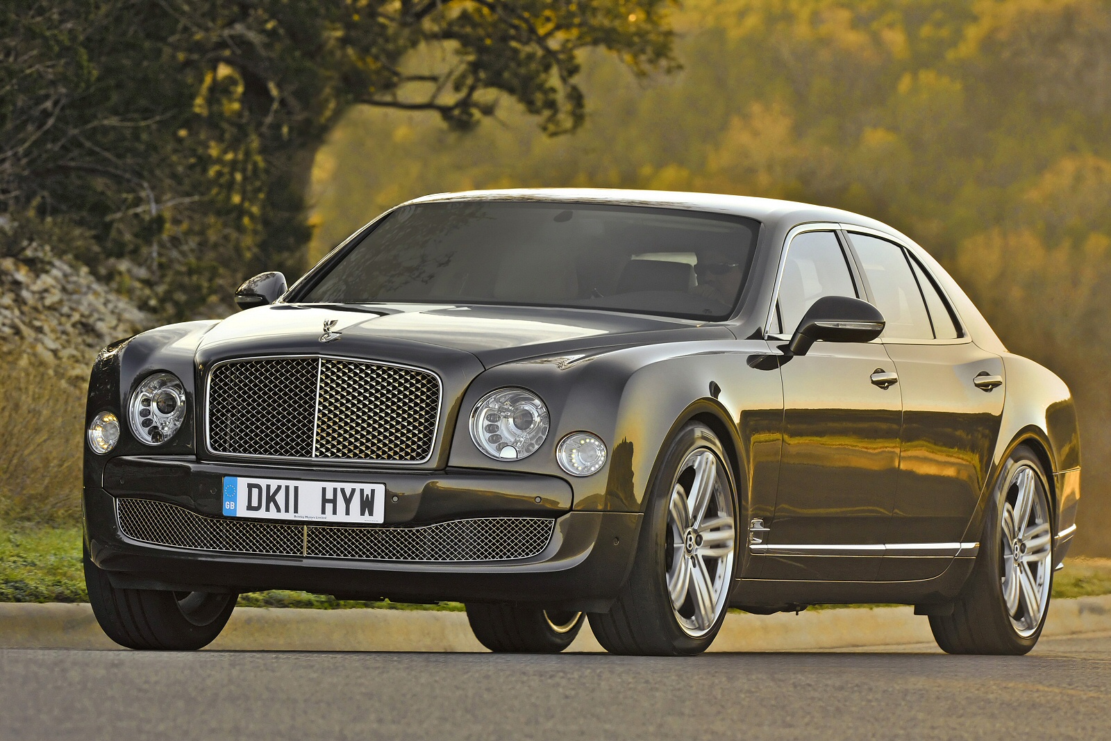 Front view of 2014 Bentley Mulsanne