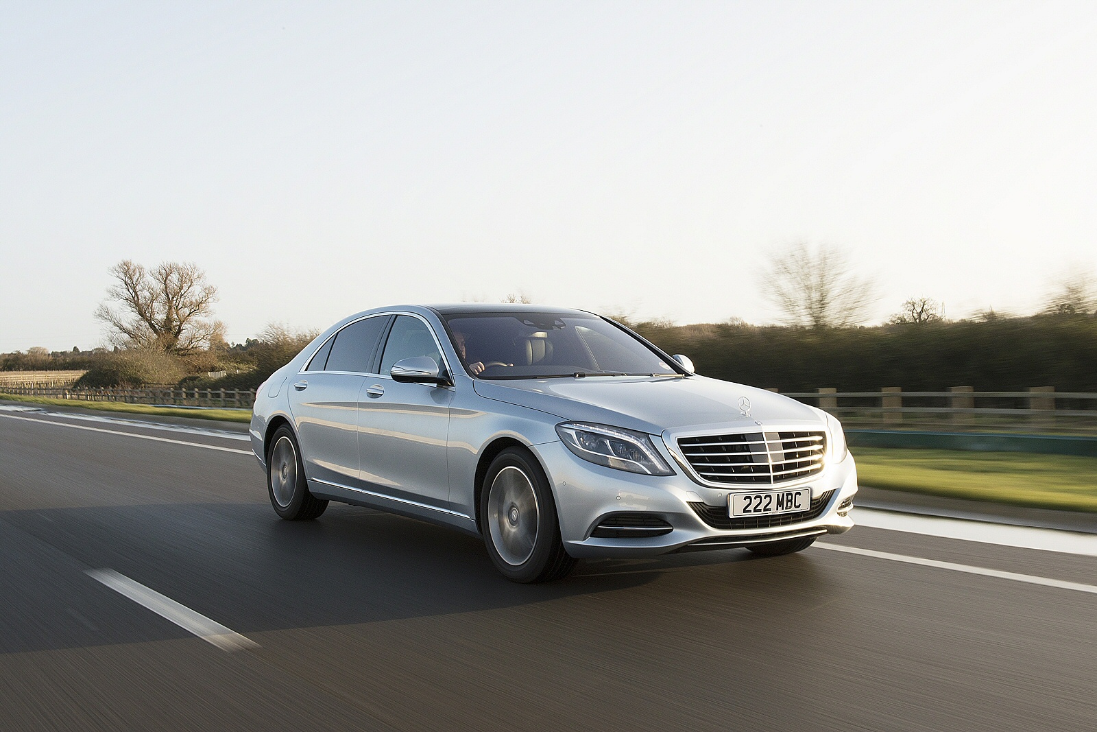 Front view of 2014 Mercedes-Benz S-Class Hybrid 