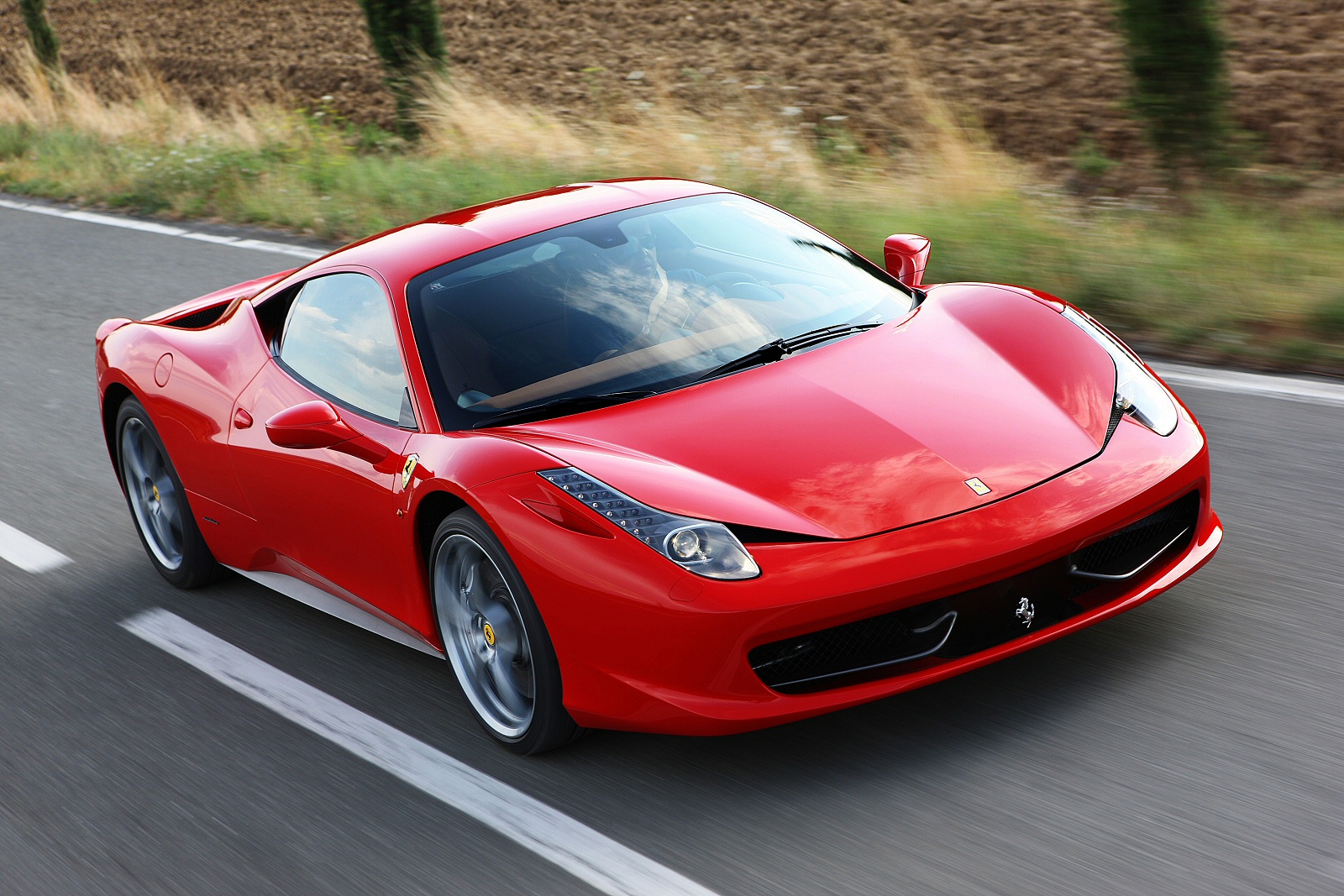 The Ultimate Italian Stallion: The 2015 Ferrari 458 Italia Review