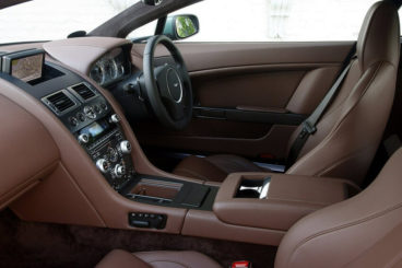 Aston Martin V8 Vantage interior brown leather