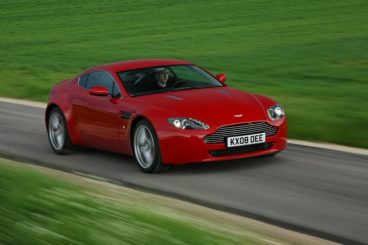 Aston Martin V8 Vantage front view