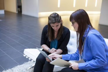 how to choose a leasing company