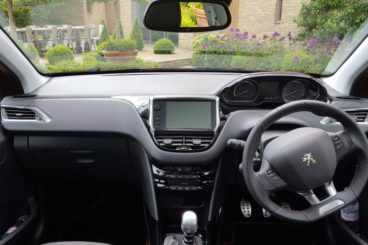 Peugeot 2008 GT Line SUV Dash Interior