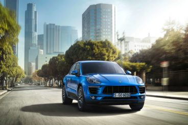 Porsche Macan S vs Audi SQ5 TDI Plus