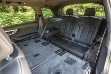 Audi Q7 middle seats folded down