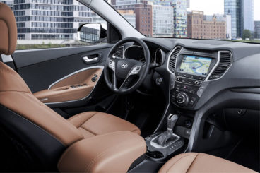 Hyundai Santa Fe Estate interior dashboard