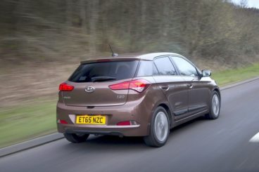 Hyundai i20 back view