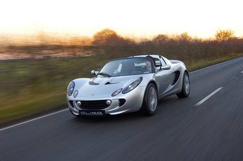 Lotus Elise front view