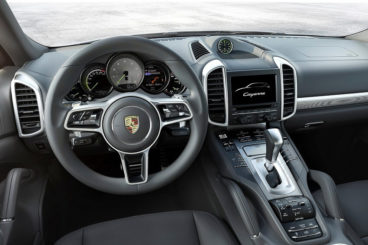 Porsche Cayenne interior dashboard