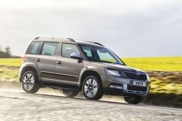 Skoda Yeti front view offroad