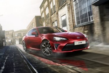Toyota GT86 front view