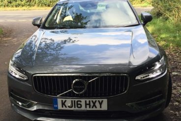 Volvo V90 D4 Inscription front bumper parked on road