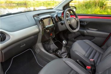 Citroen C1 Airscape interior photograph