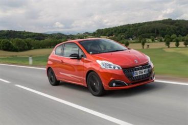 Review Of The Peugeot 208 Hatchback