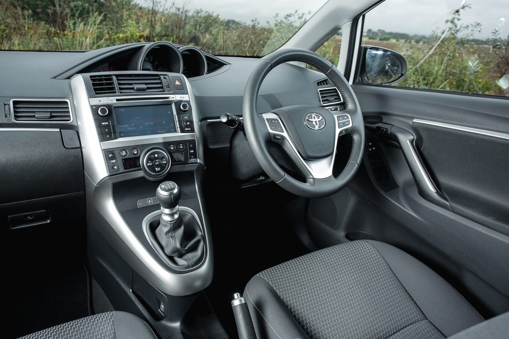 Toyota Verso Interior
