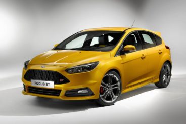 Ford Focus in yellow - best car for new drivers