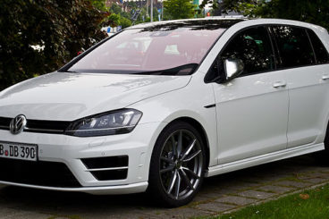 Golf R