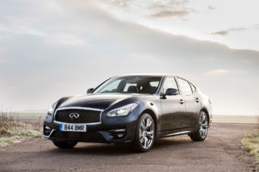 Ha kupé kell, de másmilyen – Infiniti Q60S-teszt