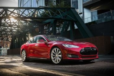 Tesla Model S - the evolution of cars