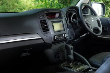 the black interior of the Mitsubishi shogun diesel station wagon