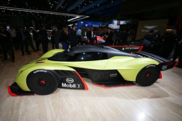 geneva motorshow aston martin valkyrie