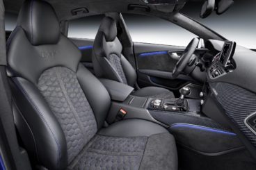 the leather interior of the audi rs7 sportback
