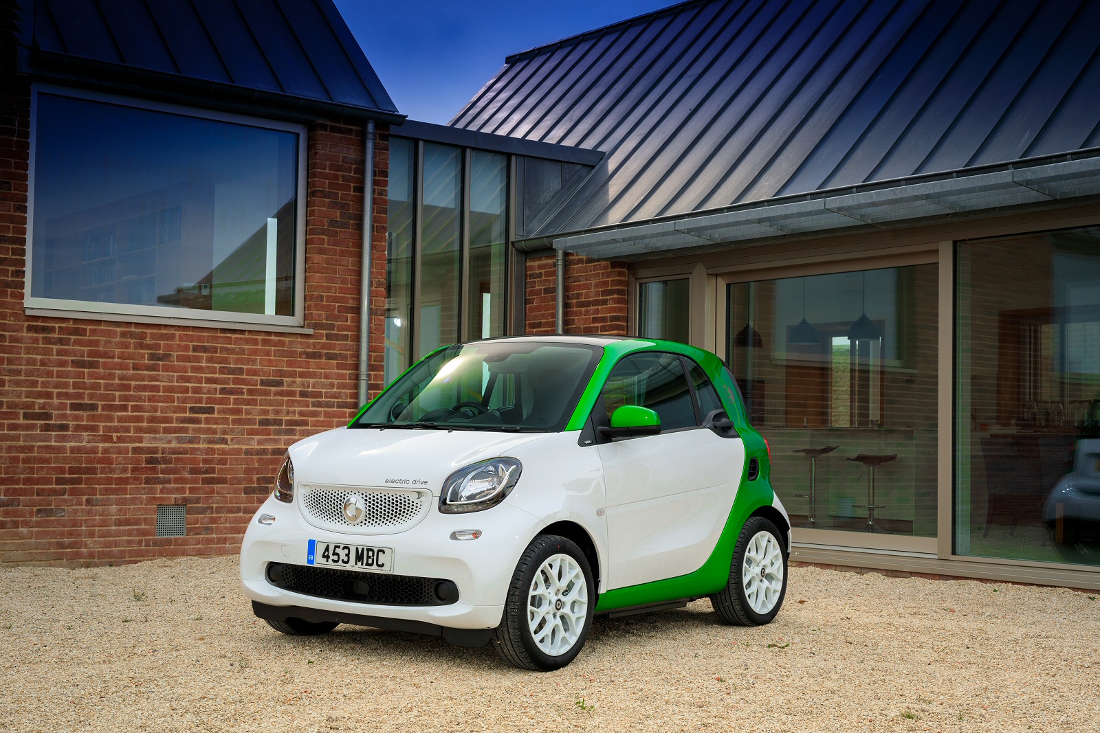 Smart ForTwo Electric Drive Vs BMW I3 Vs Renault Zoe: Review & Comparisons