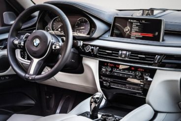 Interior of the BMW X6 Diesel Estate