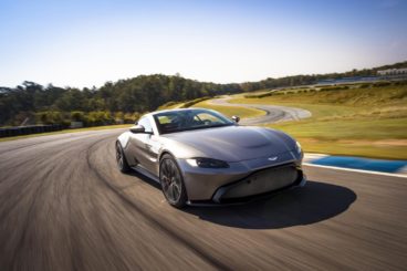 Aston Martin V8 Vantage