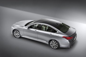 Hyundai Genesis Saloon