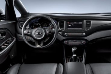 Interior of the Kia Carens Estate