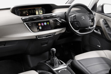 Interior of the Citroen C4 Spacetourer Estate