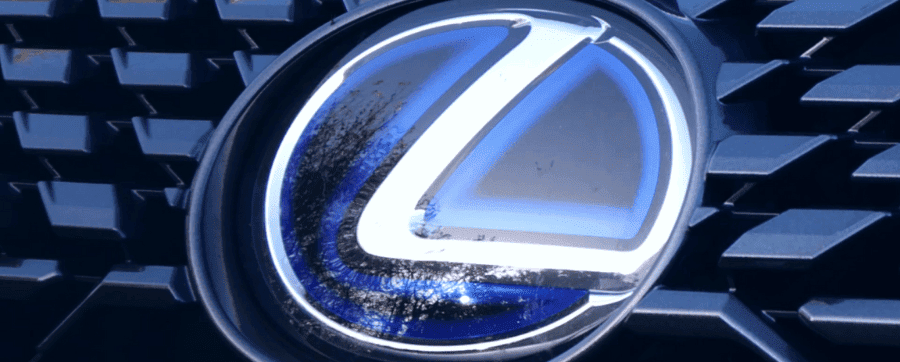 Lexus badging